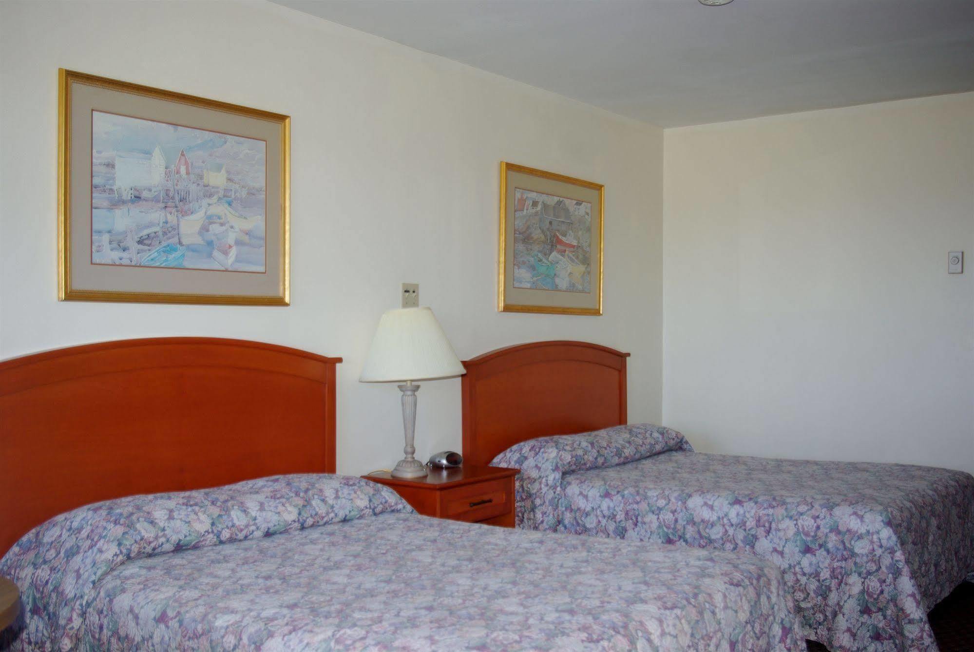 Tidal Bore Inn Truro Esterno foto